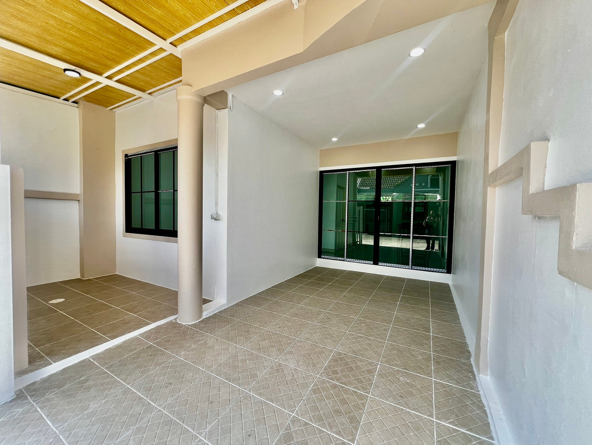 ขายทาวน์เฮ้าส์ชั้นเดียว หมู่บ้านร่มเงาไม้ วัดลาดปลาดุก แต่งใหม่พร้อมอยู่ ฟรีเฟอร์ฯ และโอน  3 นอน 2 น้ำ สวยครบจบที่เดียว เพียง 1.35 ล้าน ฟรีโอน!