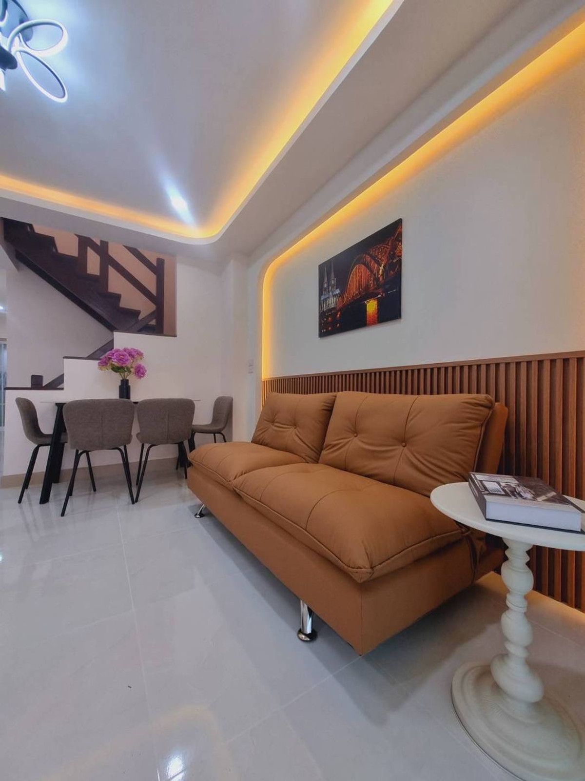 ขายทาวน์เฮ้าส์ 2 ชั้น หมู่บ้านดิเอมเมอรัลด์พาร์ค 2 ทำเลชัยพฤกษ์-ราชพฤกษ์ ตกแต่งใหม่พร้อมอยู่ ใกล้กรมที่ดิน