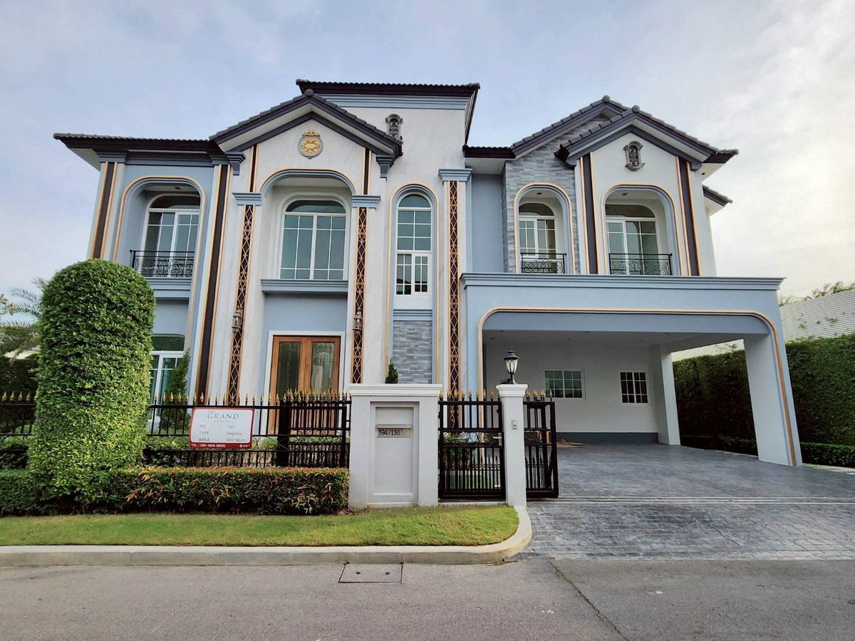 ขายบ้านเดี่ยวหรู เดอะแกรนด์ ปิ่นเกล้า แปลงส่วนตัว 117.5 ตร.ว. พร้อมสระว่ายน้ำ ลดพิเศษกว่า 5 ล้าน!