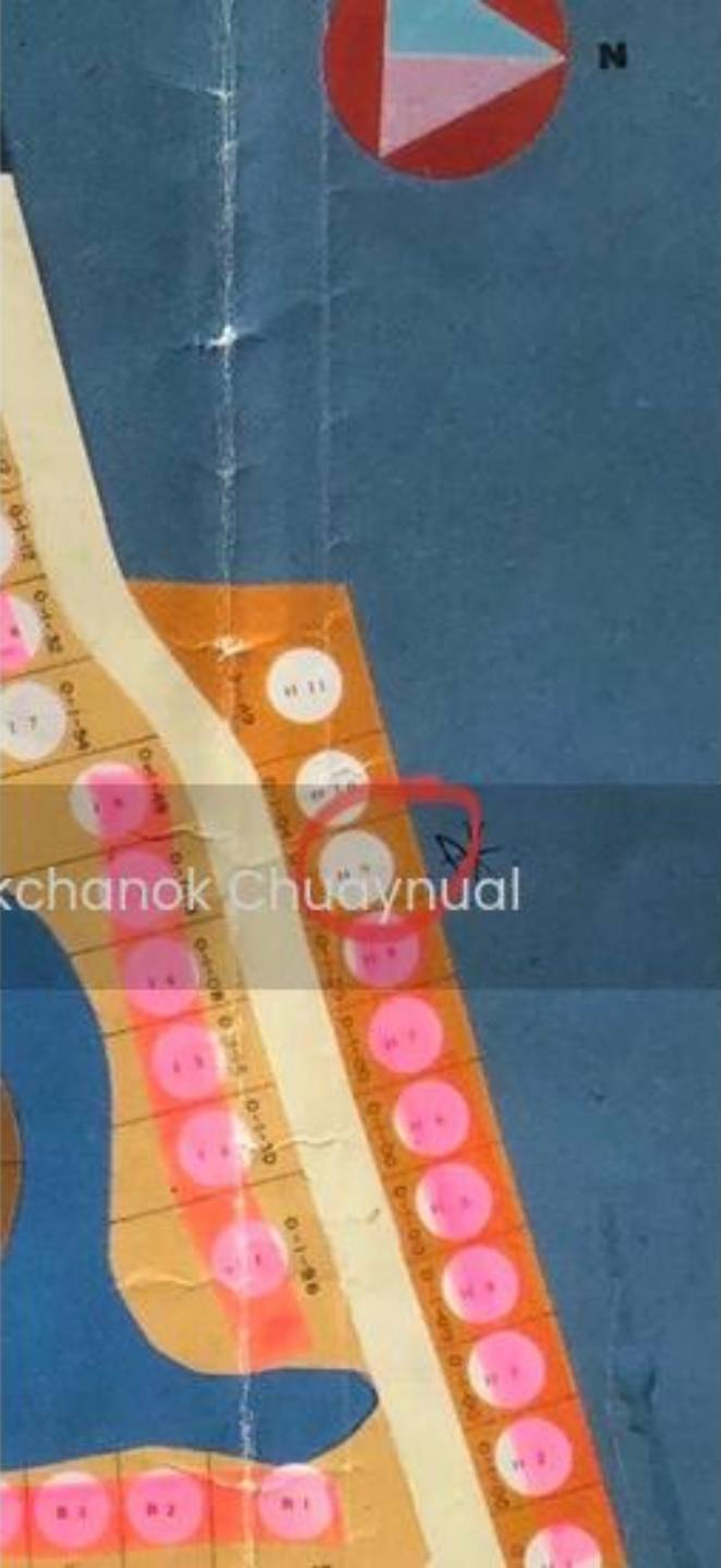 ขายด่วน! ที่ดินแปลงสวยถมแล้วระดับถนน หมู่บ้านเลคการ์เด้นวิลล์ รังสิต-นครนายก 68 เนื้อที่ 101 ตร.ว. ทำเลดีติดถนนหลักโครงการ เดินทางสะดวกใกล้ถนนใหญ่เพียง 1.5 กม. แวดล้อมด้วยชุมชนคุณภาพ ราคาถูกกว่าราคาประเมินกรมที่ดิน ขายเพียง 1.45 ล้านบาทเท่านั้น!